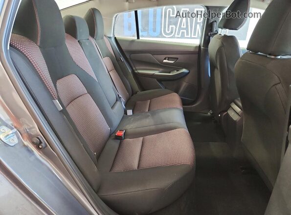 3N1AB9DV3TY249060 2026 NISSAN SENTRA Charcoal Հետևի նստատեղերի տեսք