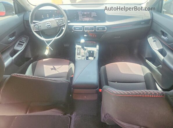 3N1AB9DV4TY220120 2026 NISSAN SENTRA Red Widok deski rozdzielczej