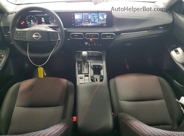 3N1AB9DV4TY282486 2026 NISSAN SENTRA Silver წინა პანელის ხედი