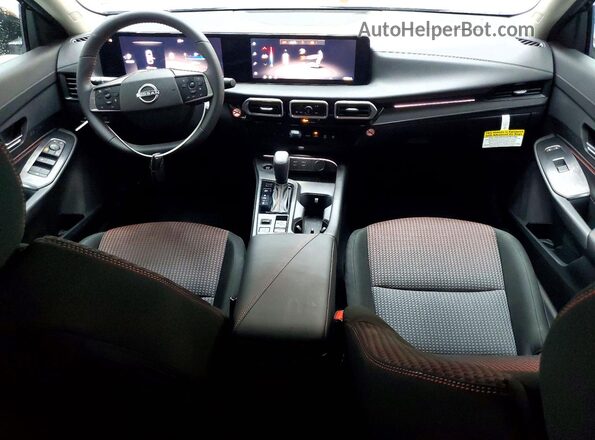 3N1AB9DV4TY301845 2026 NISSAN SENTRA Black Vista del salpicadero