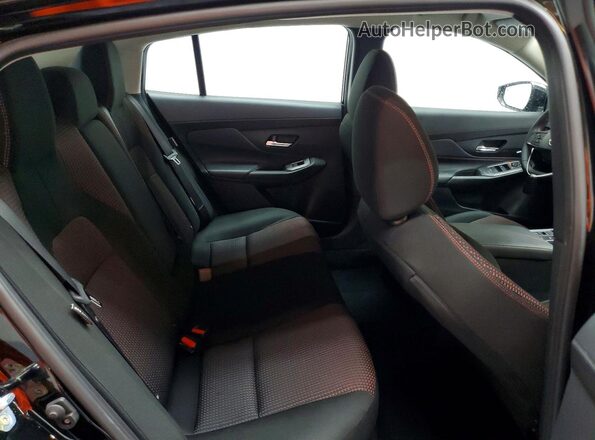 3N1AB9DV4TY301845 2026 NISSAN SENTRA Black Vista de los asientos traseros