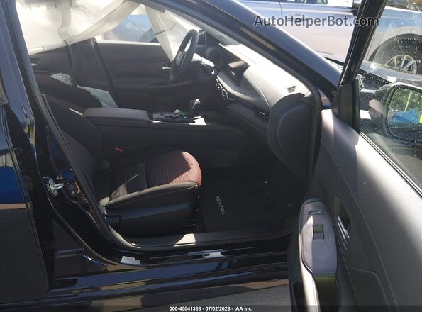 3N1AB9DV7TY274091 2026 NISSAN SENTRA Черный Вид салона спереди