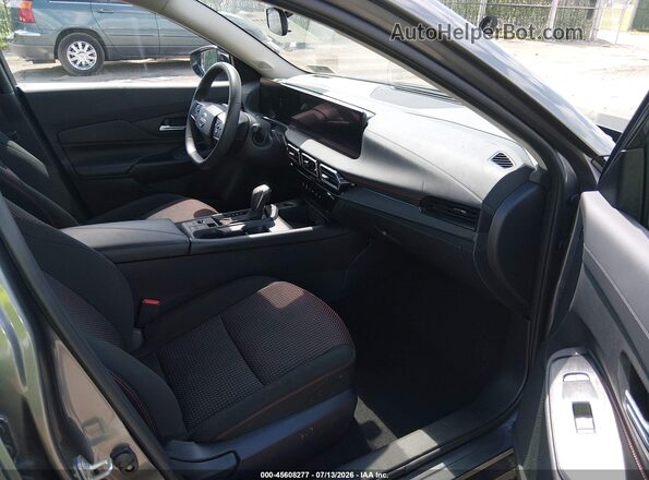 3N1AB9DV8TY208732 2026 NISSAN SENTRA Gray Front interior view