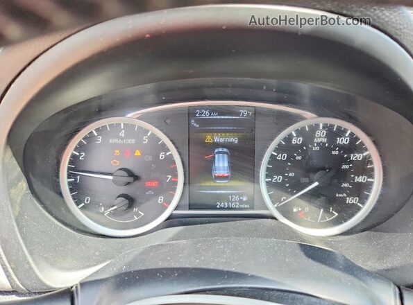 3N1CB7AP0HY203177 2017 NISSAN SENTRA Red Widok zestawu wskaźników