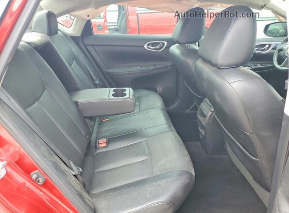 3N1CB7AP7JY212562 2018 NISSAN SENTRA Red Widok tylnych siedzeń