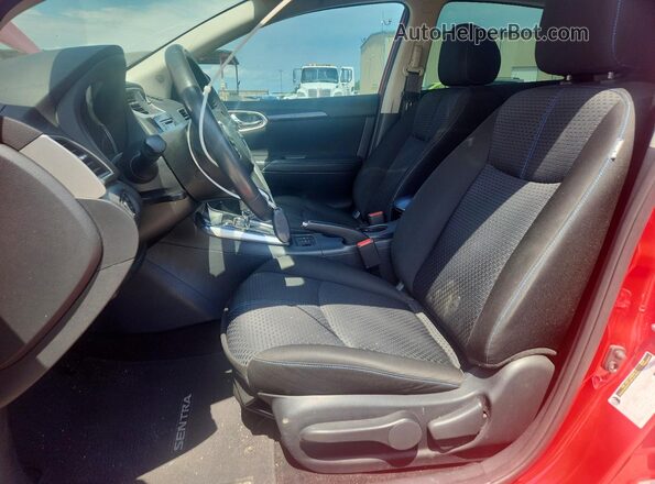 3N1CB7AP9HY231995 2017 NISSAN SENTRA Красный Вид салона спереди