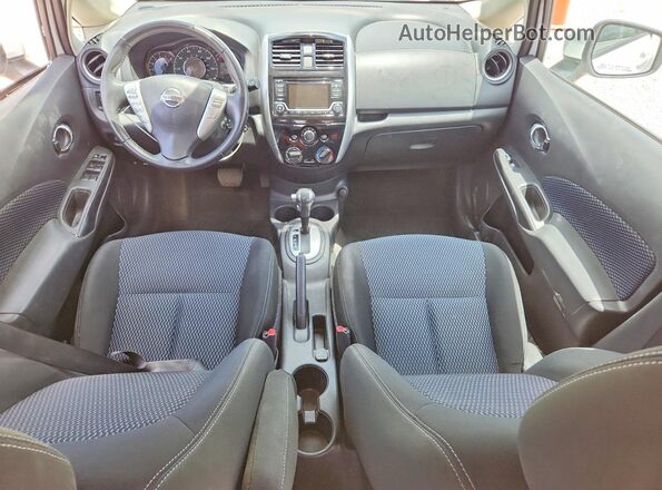 3N1CE2CP1HL359071 2017 NISSAN VERSA White Widok deski rozdzielczej