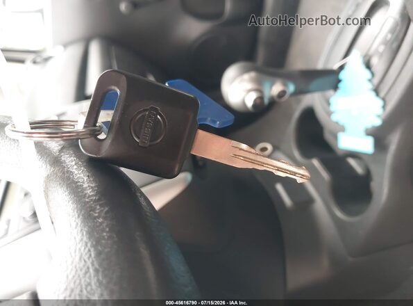 3N1CE2CP1JL356323 2018 NISSAN VERSA NOTE Silver Widok deski rozdzielczej