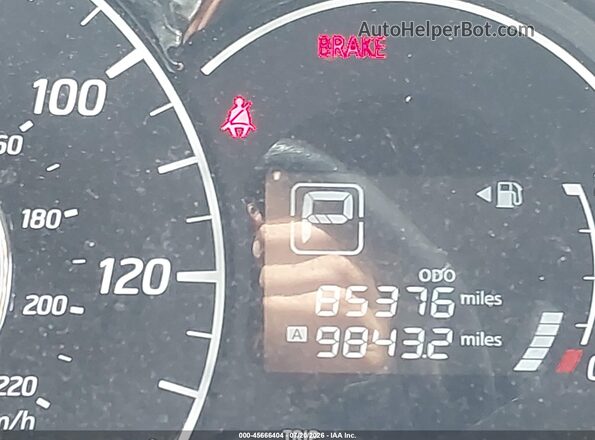 3N1CE2CP2JL356542 2018 NISSAN VERSA NOTE Красный 