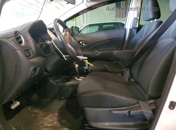 3N1CE2CP3GL362388 2016 NISSAN VERSA White Вид салону спереду