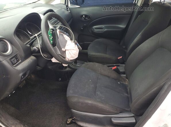 3N1CE2CP3HL357547 2017 NISSAN VERSA White Front interior view