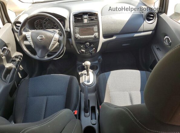 3N1CE2CP3HL365695 2017 NISSAN VERSA Silver Вид панелі приладів