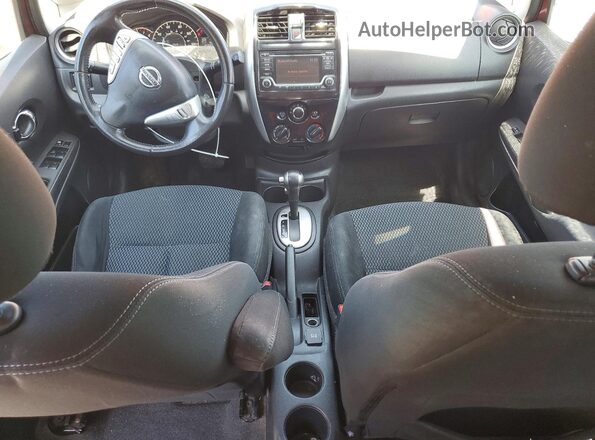 3N1CE2CP4GL356406 2016 NISSAN VERSA Red Widok deski rozdzielczej