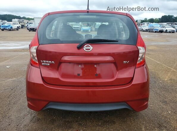 3N1CE2CP4JL356557 2018 NISSAN VERSA Maroon Вид ззаду