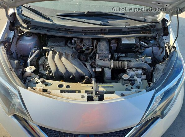 3N1CE2CP5HL365262 2017 NISSAN VERSA Серебряный Вид задней части салона
