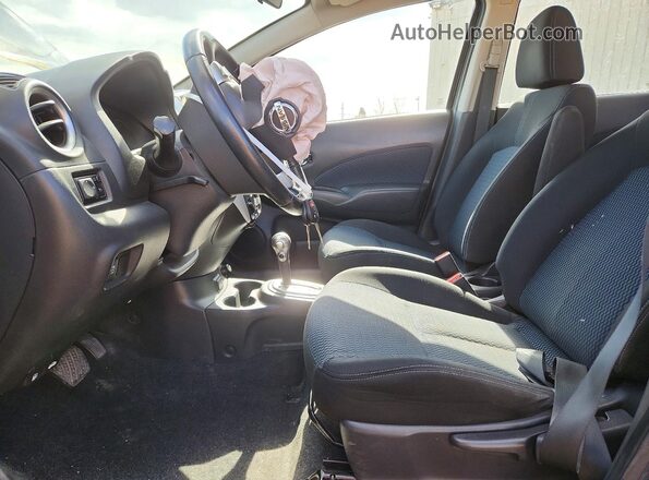 3N1CE2CP5JL365400 2018 NISSAN VERSA Black Вид салону спереду