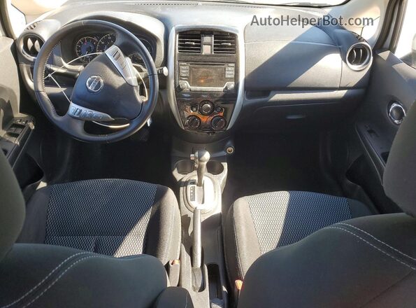 3N1CE2CP6HL363603 2017 NISSAN VERSA Серебряный Вид панели приборов