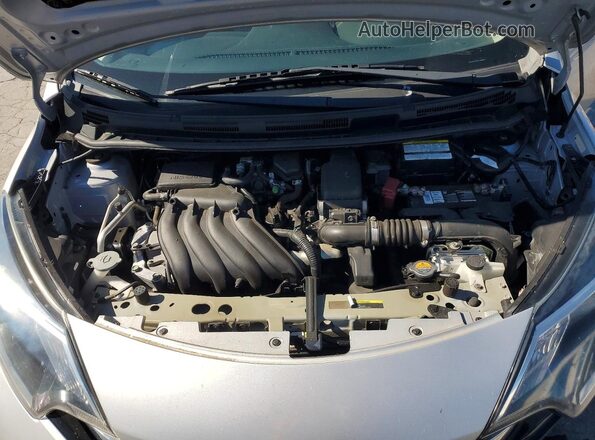 3N1CE2CP6HL363603 2017 NISSAN VERSA Серебряный Вид задней части салона