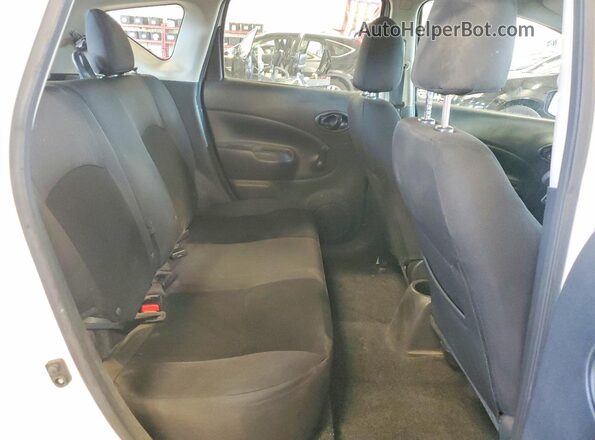 3N1CE2CP6KL356013 2019 NISSAN VERSA White Rear seats view