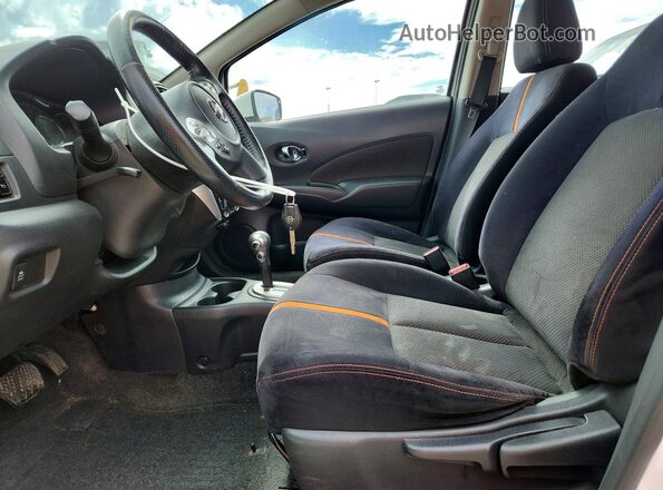 3N1CE2CP7GL411138 2016 NISSAN VERSA Белый Вид салона спереди