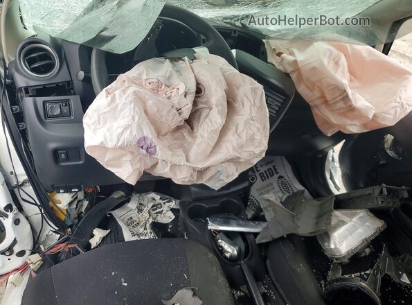 3N1CE2CP7HL356210 2017 NISSAN VERSA White Widok deski rozdzielczej