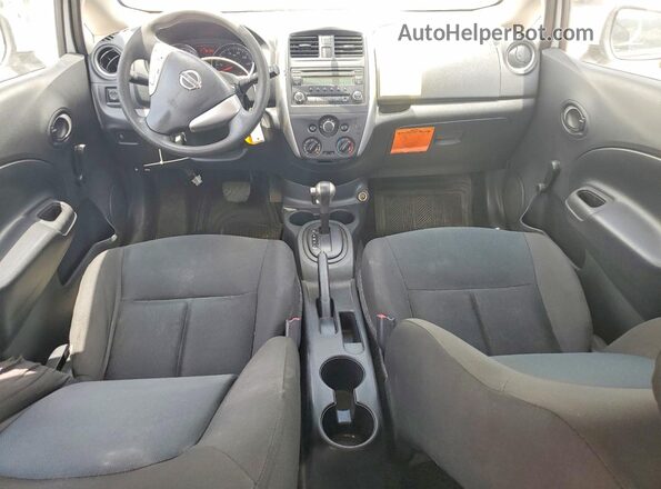 3N1CE2CP7HL369670 2017 NISSAN VERSA White Dashboard view