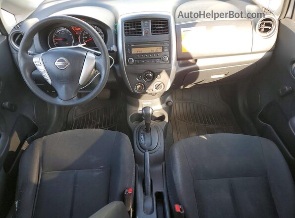 3N1CE2CP7JL360053 2018 NISSAN VERSA White Dashboard view