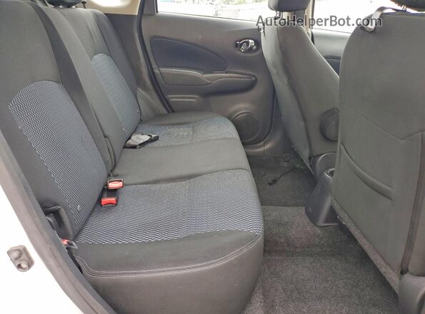 3N1CE2CP8GL404375 2016 NISSAN VERSA Silver Հետևի նստատեղերի տեսք