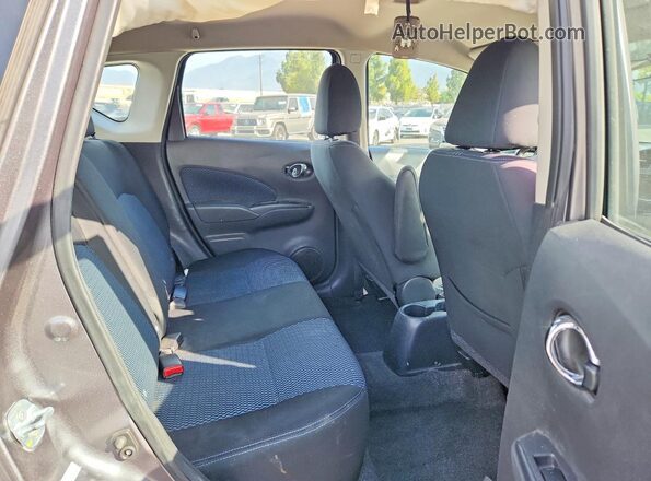 3N1CE2CP8HL365336 2017 NISSAN VERSA Серый Вид задних сидений