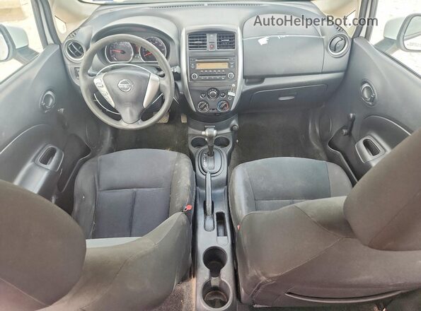 3N1CE2CP8HL367488 2017 NISSAN VERSA White Vista del salpicadero