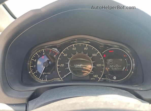 3N1CE2CP9JL351841 2018 NISSAN VERSA Gray Սարքավորումների վահանակի տեսք