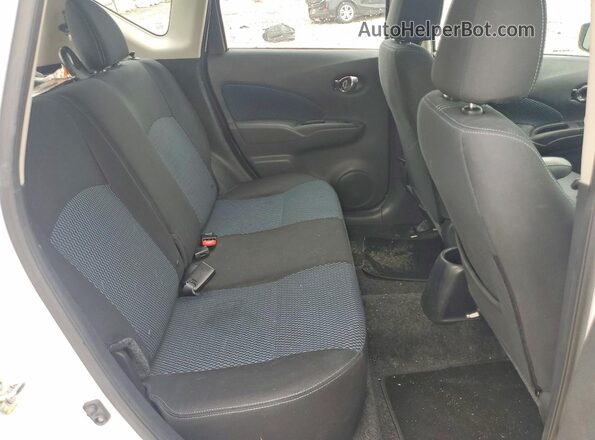 3N1CE2CP9JL352147 2018 NISSAN VERSA White Հետևի նստատեղերի տեսք