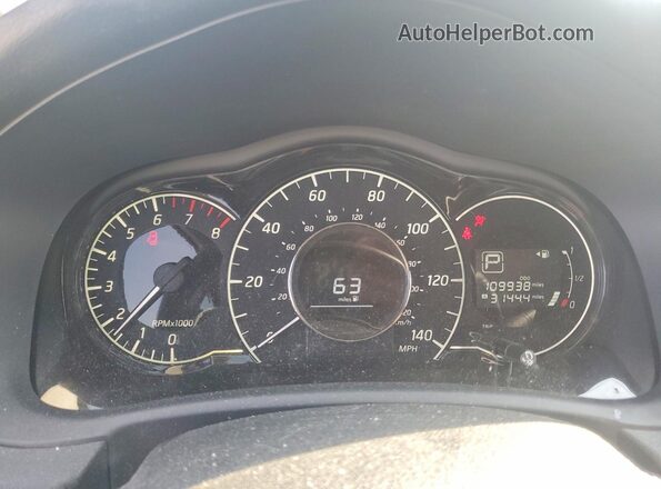 3N1CE2CP9JL357655 2018 NISSAN VERSA Серебряный Вид щитка приборов