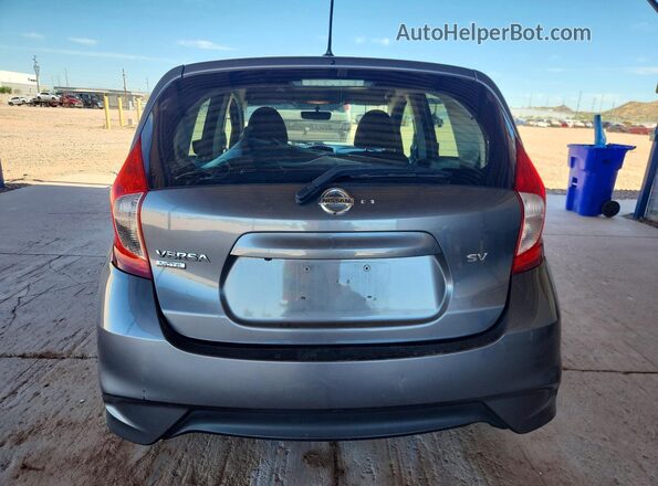 3N1CE2CP9JL362211 2018 NISSAN VERSA Charcoal Вид ззаду