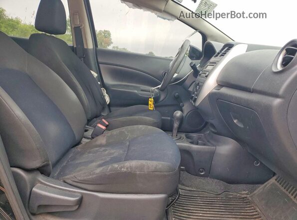 3N1CE2CPXGL375736 2016 NISSAN VERSA Black Front interior view