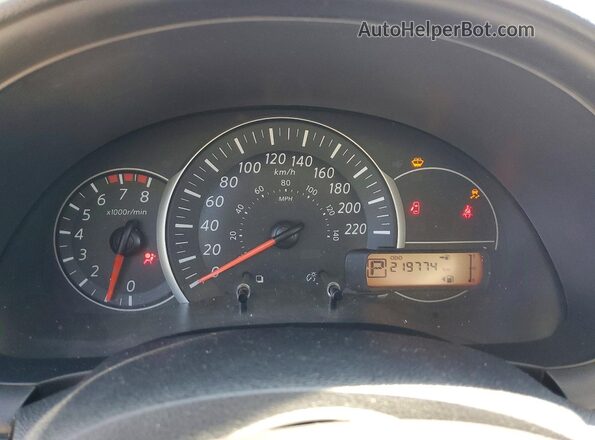 3N1CK3CP6HL267274 2017 NISSAN MICRA Black Սարքավորումների վահանակի տեսք