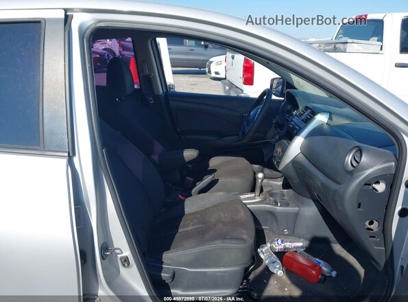 3N1CN7AP0GL830660 2016 NISSAN VERSA Gray წინა სალონის ხედი