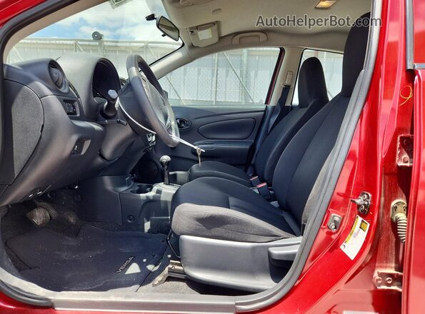 3N1CN7AP0HL800608 2017 NISSAN VERSA Red Widok wnętrza z przodu
