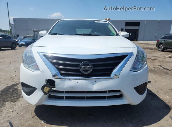 3N1CN7AP0KL818565 2019 NISSAN VERSA White Front view