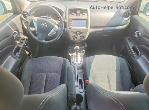 3N1CN7AP0KL818565 2019 NISSAN VERSA White Dashboard view
