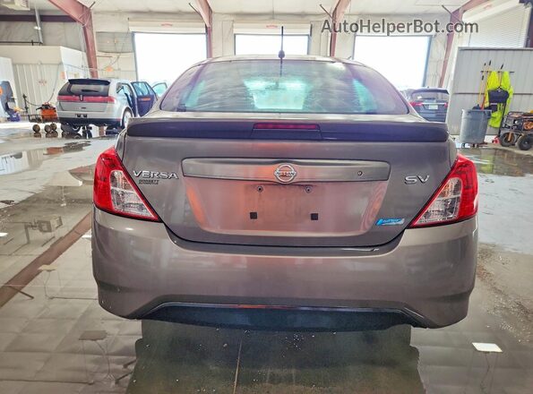 3N1CN7AP1GL892567 2016 NISSAN VERSA Gray Rear view