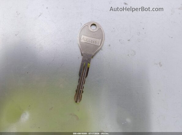 3N1CN7AP1KL859402 2019 NISSAN VERSA Серебряный Вид панели приборов
