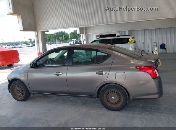 3N1CN7AP2GL862610 2016 NISSAN VERSA Gray 