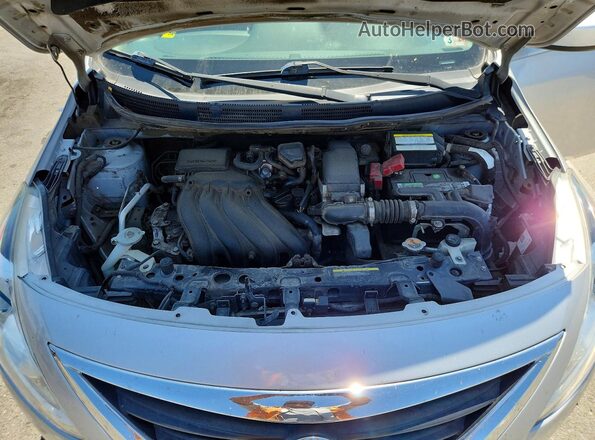 3N1CN7AP2HL855206 2017 NISSAN VERSA Silver უკანა სალონის ხედი