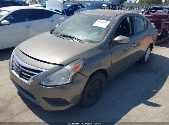 3N1CN7AP2HL857604 2017 NISSAN VERSA Gold Передня ліва чверть