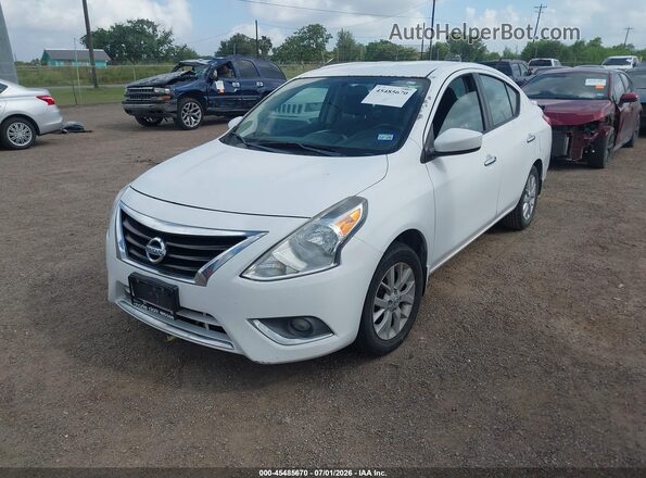 3N1CN7AP2HL870899 2017 NISSAN VERSA White Front left