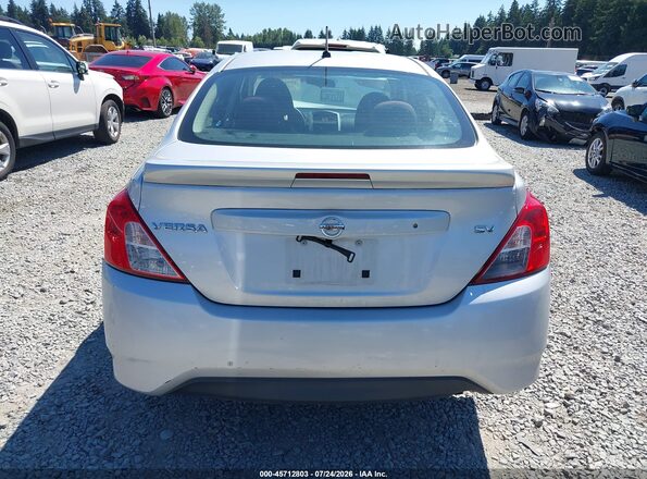 3N1CN7AP2JK433612 2018 NISSAN VERSA Silver 