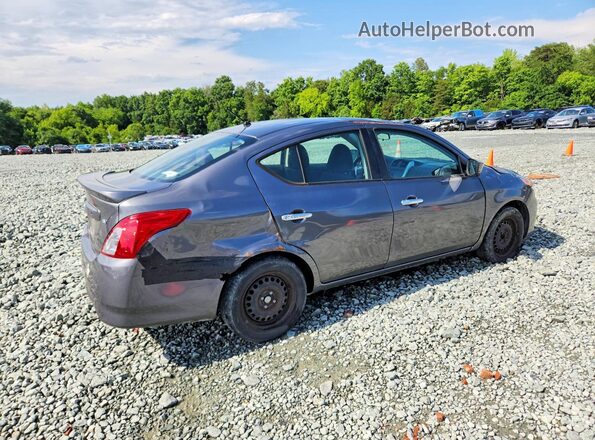 3N1CN7AP2JL879138 2018 NISSAN VERSA Gray Tył prawy