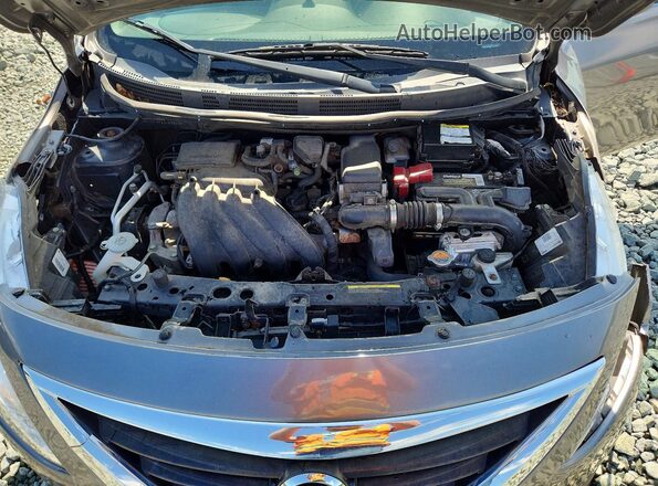 3N1CN7AP2JL879138 2018 NISSAN VERSA Gray Widok wnętrza z tyłu