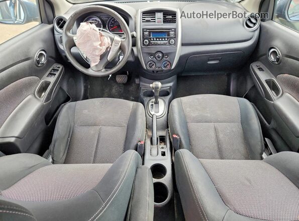 3N1CN7AP3GL856461 2016 NISSAN VERSA Blue Widok deski rozdzielczej